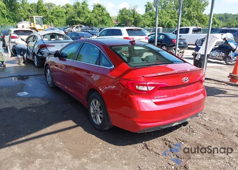 2017 Hyundai Sonata Se z USA, uszkodzony, nr VIN 5NPE24AF5HH489259